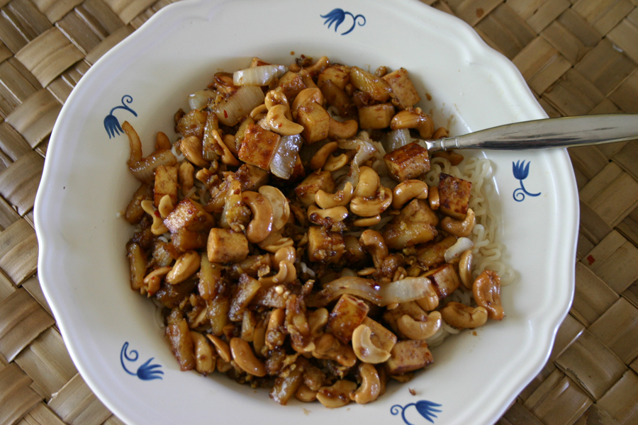 Food - Noodles with Onion!