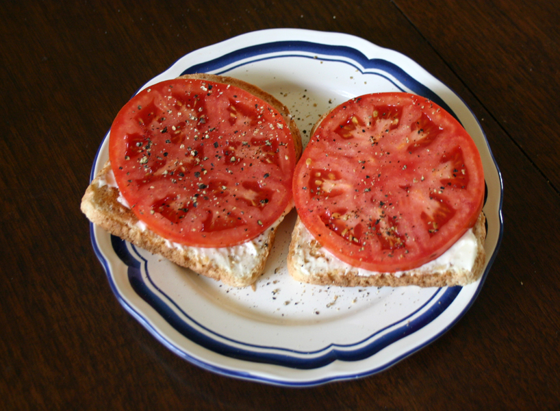 Food - omatoes on Toast!